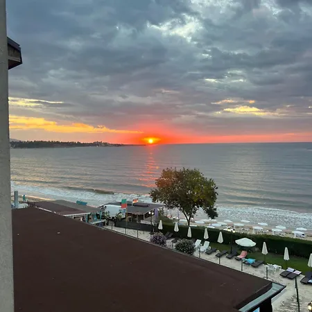 комплекс рич 2 Apartment Ravda